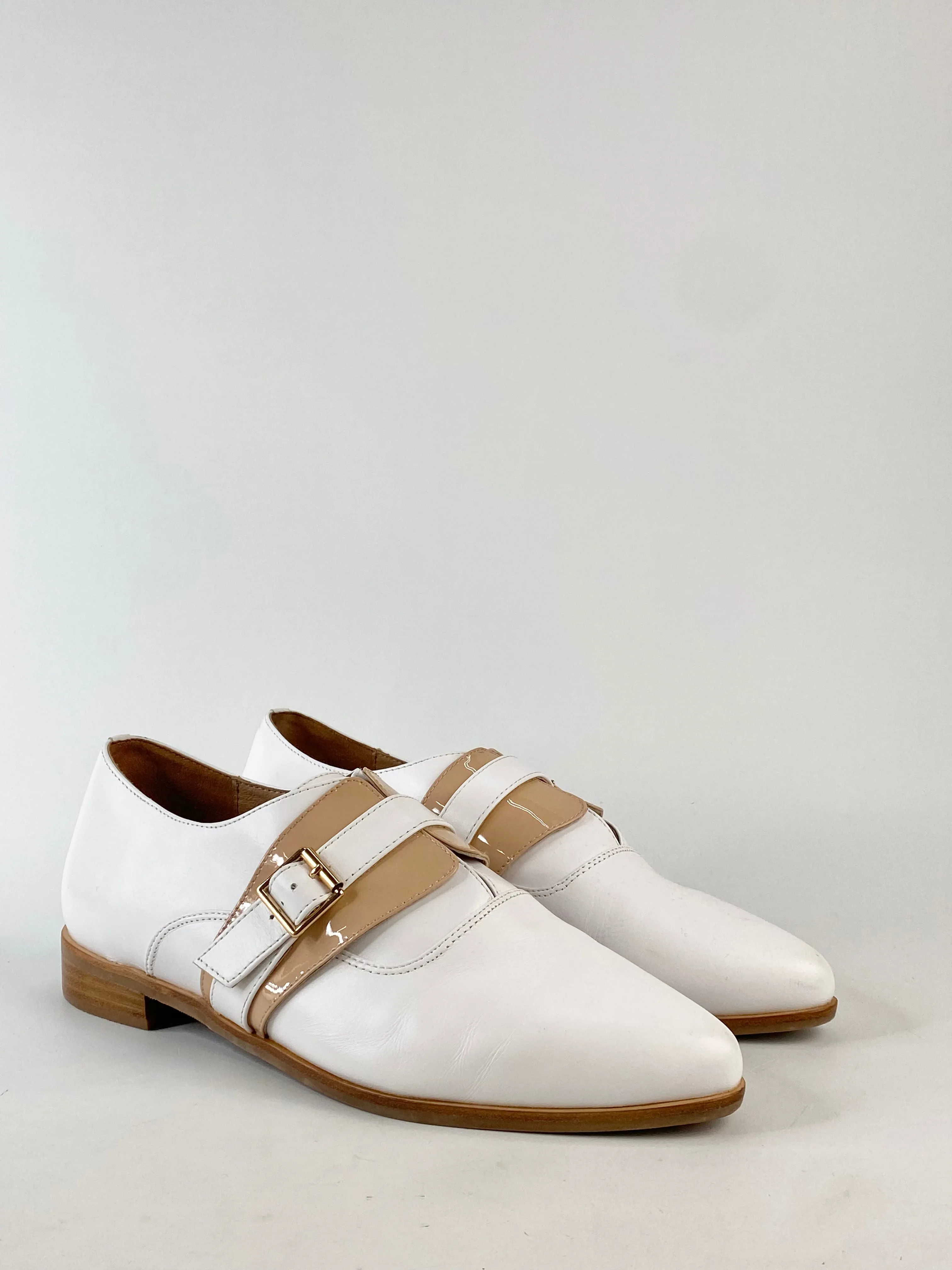 Bared White & Tan Loafers - EU42