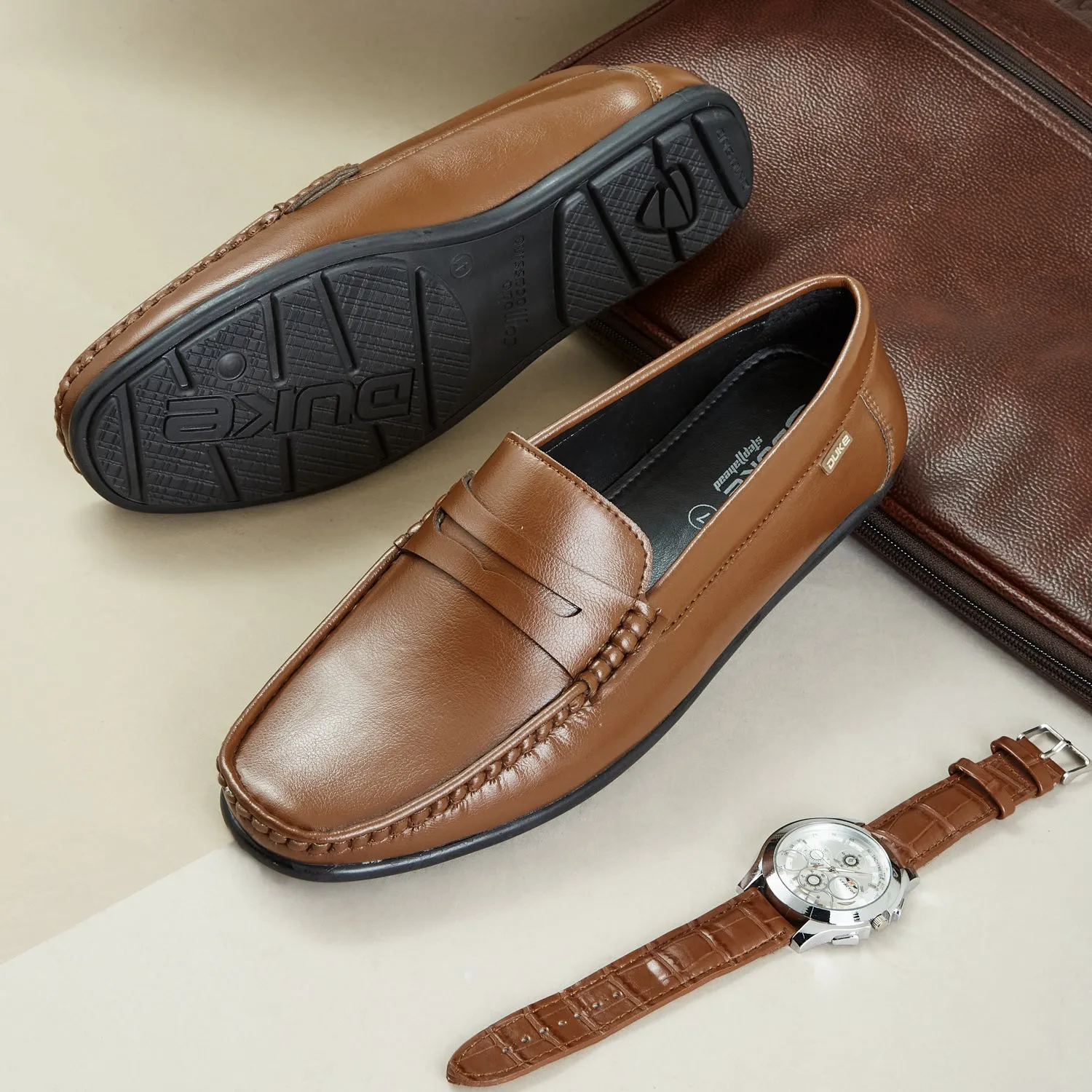 Duke Men Textured Loafers (FWOL4020)
