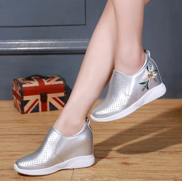 Petite Slip On Inner Heel Leather Sneakers AP120