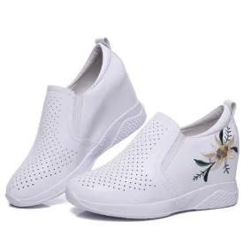 Petite Slip On Inner Heel Leather Sneakers AP120