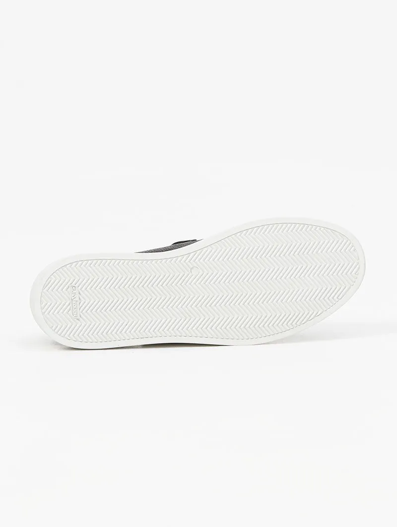 SLIP-ON LEATHER SHOES IN BLACK